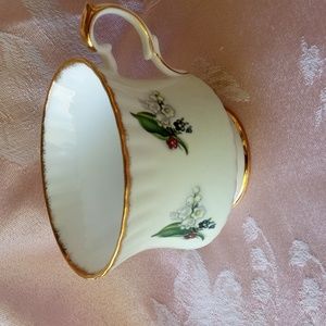🛍️ Staffordshire Gladstone Fine Bone China Tea Cup England 6655